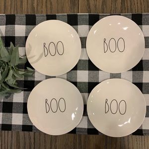 🎃 Rae Dunn Boo Melamine plates set of four
